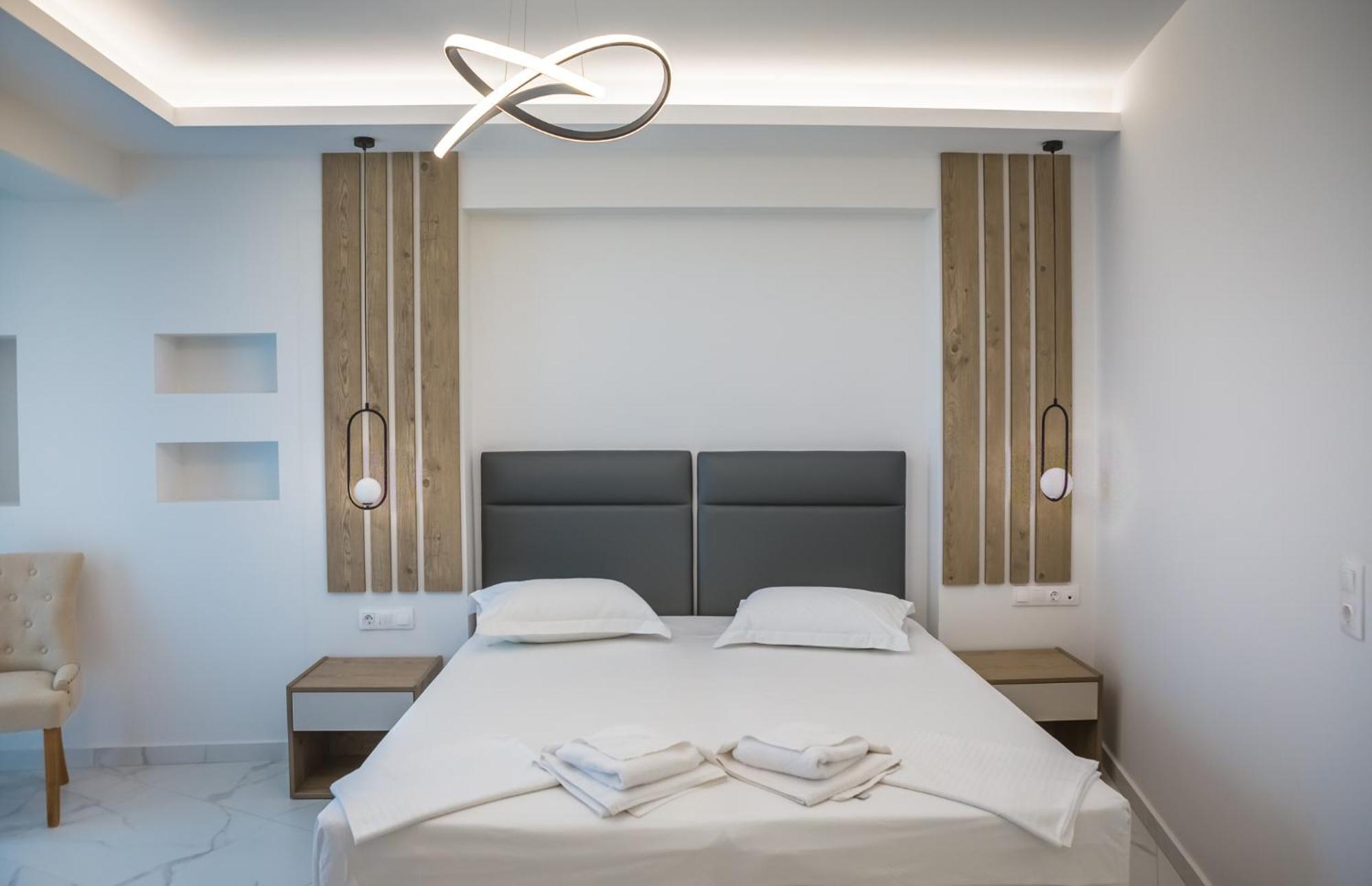 העיירה רתימנו Theo Beach Hotel Apartments מראה חיצוני תמונה