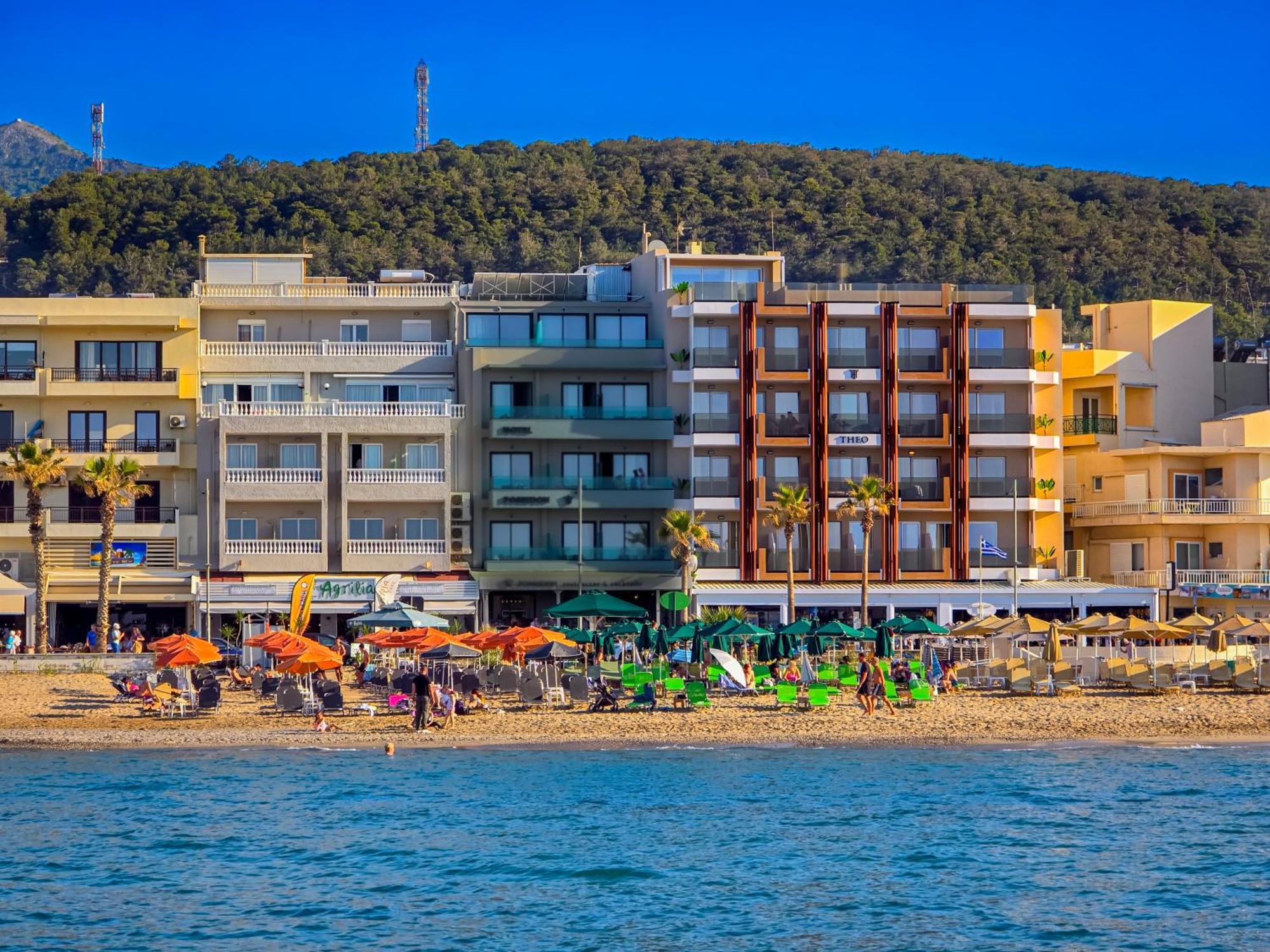 העיירה רתימנו Theo Beach Hotel Apartments מראה חיצוני תמונה